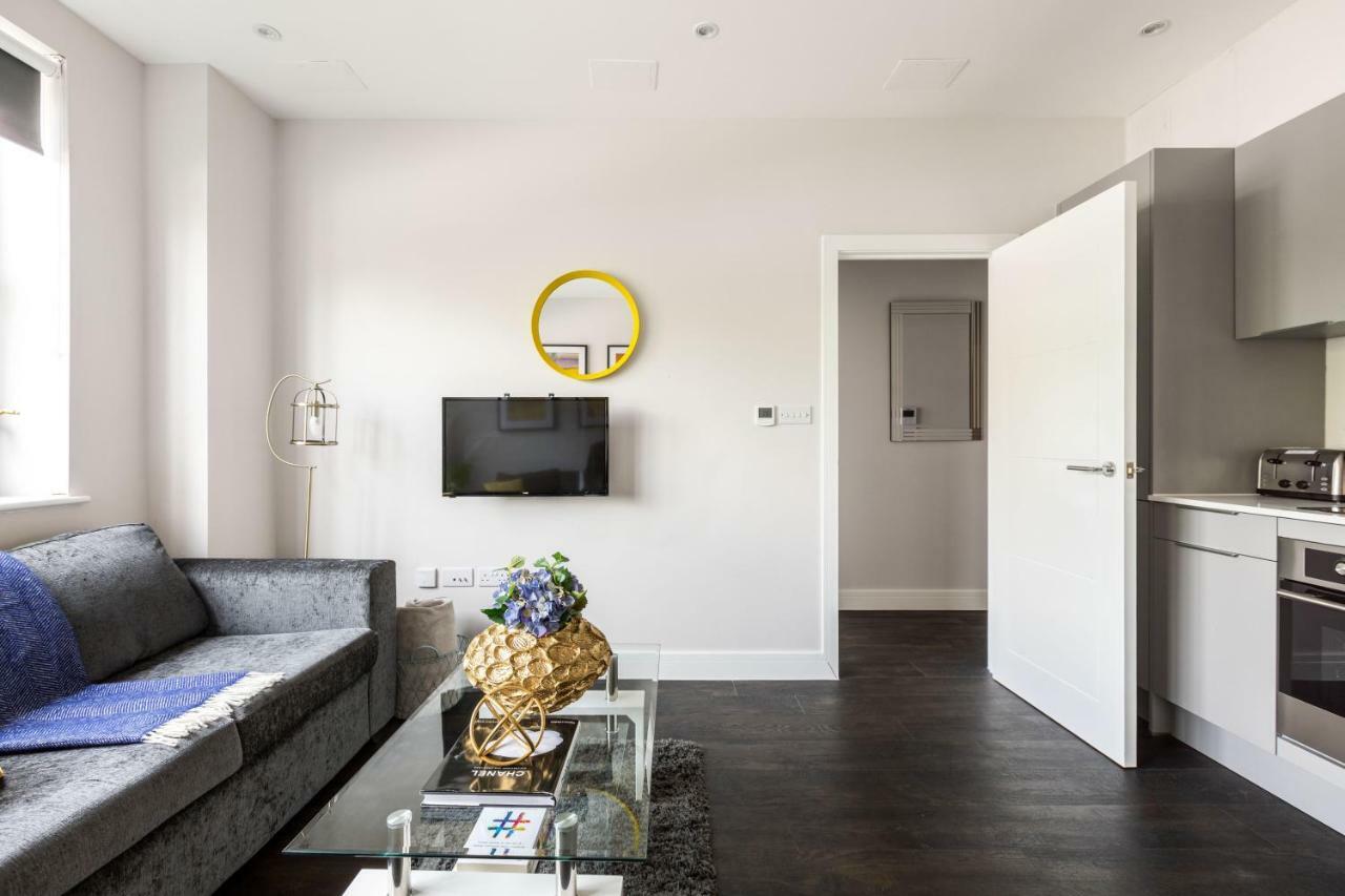 Homely - Watford Premier Apartments エクステリア 写真